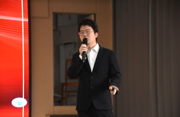 1732781100886067.png 1732781100886067.png