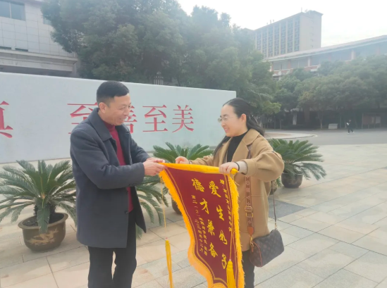 1733985967126956.png image.png