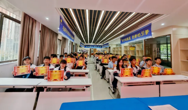 1748518477326353.png 1748518477326353.png